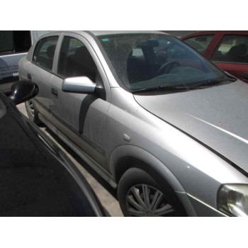 opel astra g berlina del año 2001