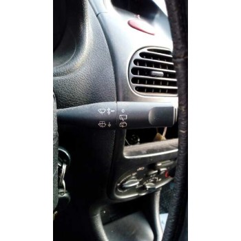 peugeot 206 berlina del año 1999