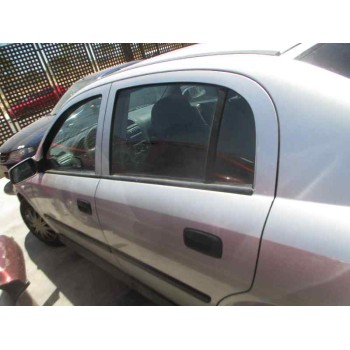 opel astra g berlina del año 2001