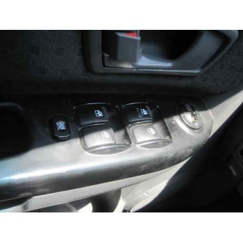 kia carens del año 2004