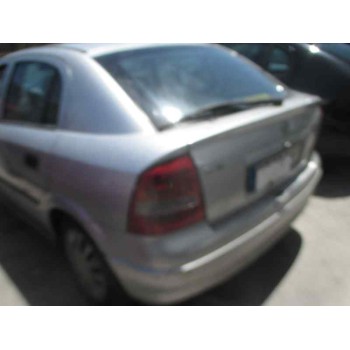 opel astra g berlina del año 2001