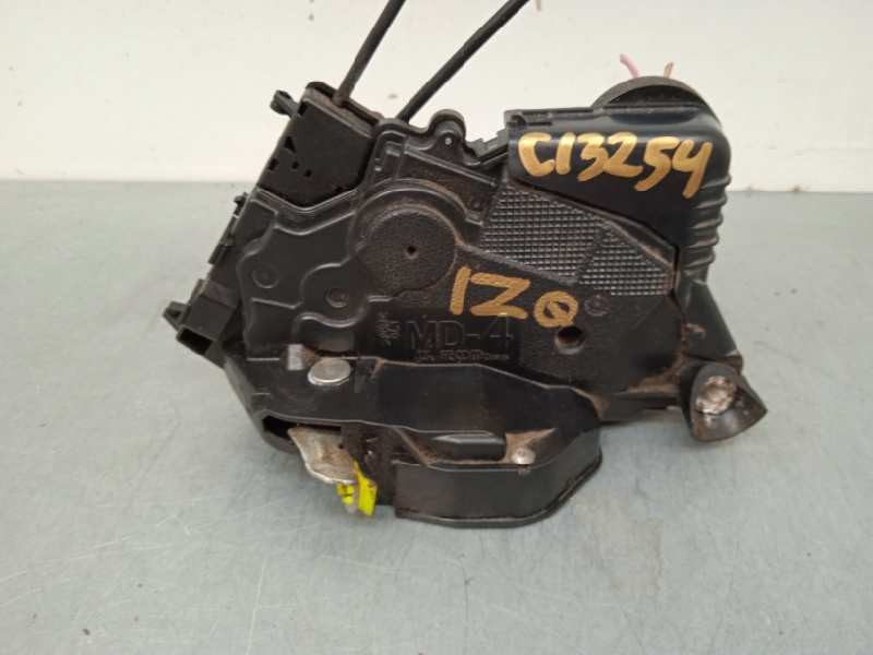 Recambio de cerradura puerta delantera izquierda para toyota yaris 1.0 cat referencia OEM IAM   6 CABLES