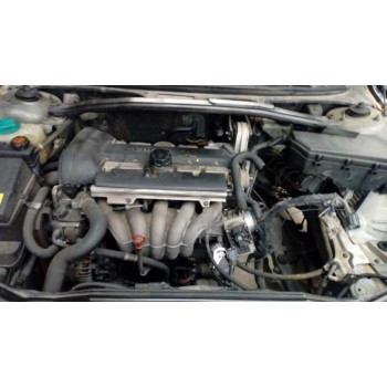 volvo s80 berlina del año 2000