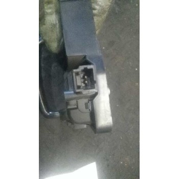 Recambio de maneta interior delantera izquierda para peugeot 1007 1.4 referencia OEM IAM 96801418  2 PINS