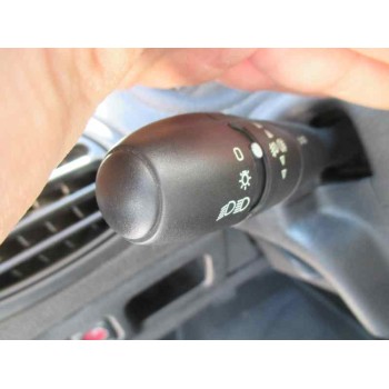 peugeot 206 berlina del año 2001