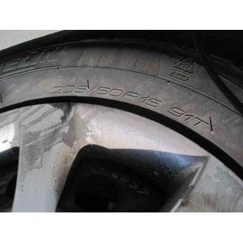 kia carens del año 2004