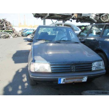 peugeot 205 berlina del año 1997