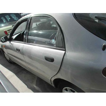 daewoo lanos del año 2000