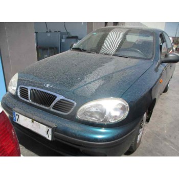daewoo lanos del año 2001