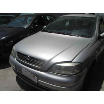 opel astra g berlina del año 2001
