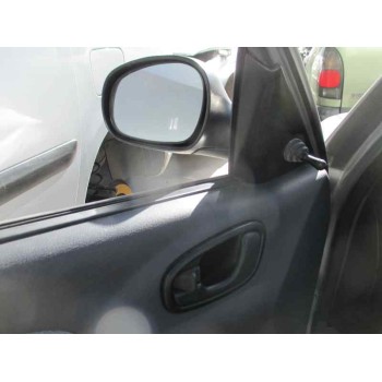 daewoo lanos del año 2000