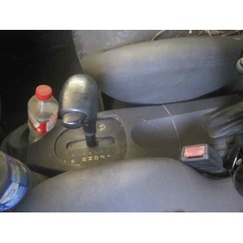 ford focus berlina (cak) del año 2001