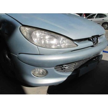 peugeot 206 berlina del año 2001