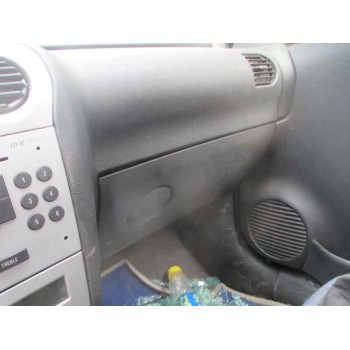 opel corsa c del año 2006