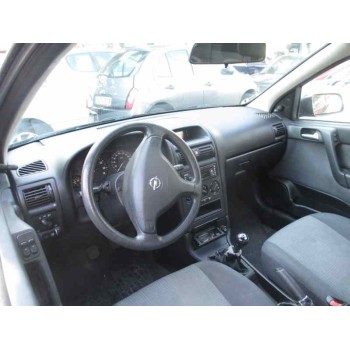 opel astra g berlina del año 2003