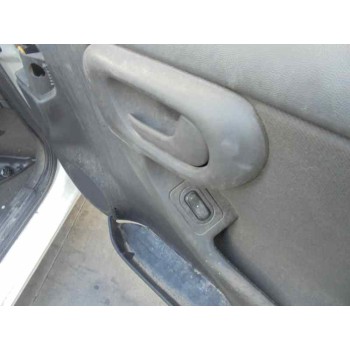 opel corsa c del año 2002