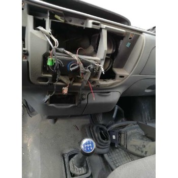 ford transit caja cerrada, corta (fy) (2000 =>) del año 2001