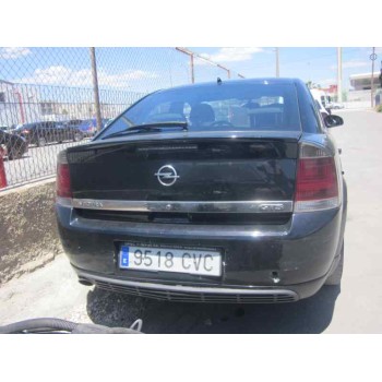 opel vectra c berlina del año 2004