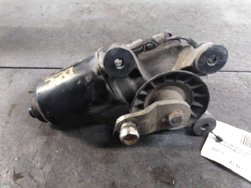 Recambio de motor limpia delantero para mitsubishi montero (v20/v40) 2.5 turbodiesel referencia OEM IAM MB623287  