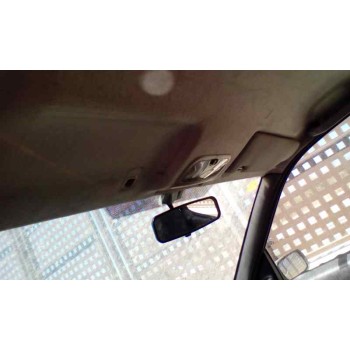 ford fiesta berlina del año 1998