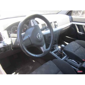 opel vectra c berlina del año 2004