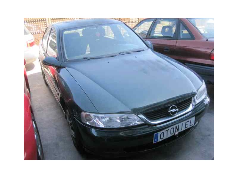 OPEL VECTRA B BERLINA