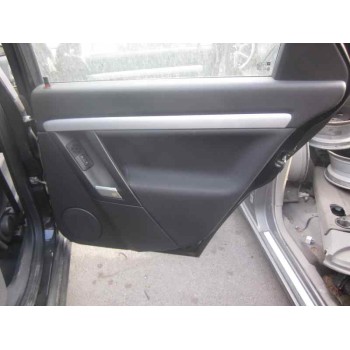 opel vectra c berlina del año 2004