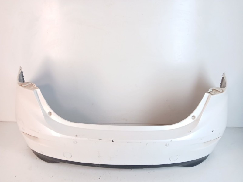 Recambio de paragolpes trasero para mazda 3 sedán (bm_, bn_) 2.2 d referencia OEM IAM BHR150221A8N  B45A50260