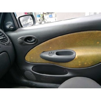 ford fiesta berlina (dx) del año 2001