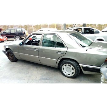 mercedes-benz clase e (w124) berlina del año 1993
