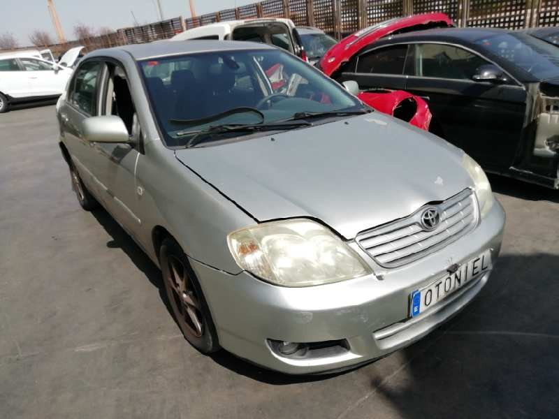 toyota corolla (e12) del año 2005