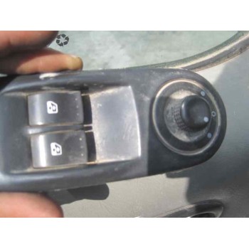 opel vivaro del año 2004