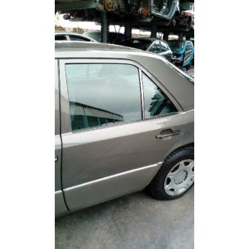 mercedes-benz clase e (w124) berlina del año 1993