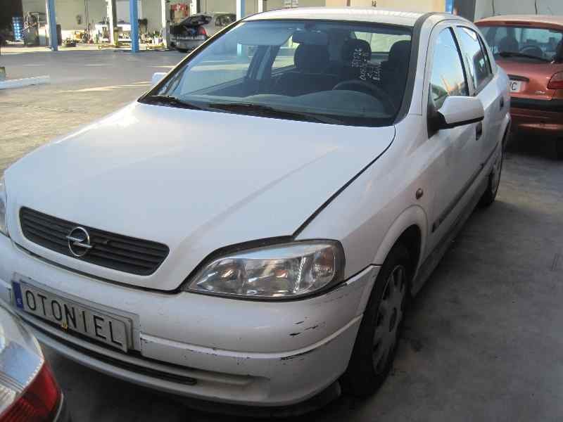 opel astra g berlina del año 1998