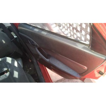 ford focus berlina (cak) del año 2004