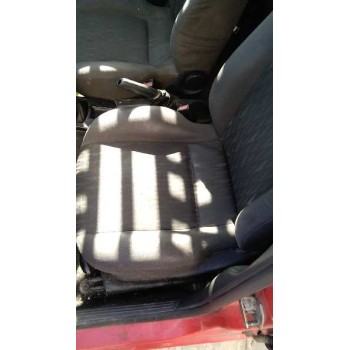 ford focus berlina (cak) del año 2004