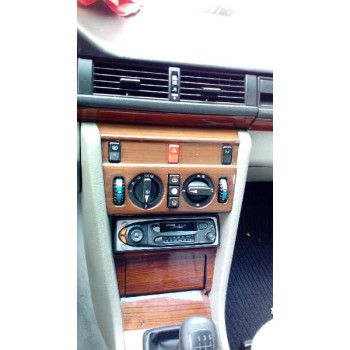 mercedes-benz clase e (w124) berlina del año 1993