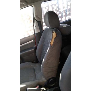 ford focus berlina (cak) del año 2004