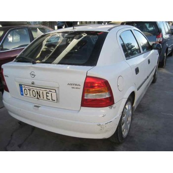 opel astra g berlina del año 1998