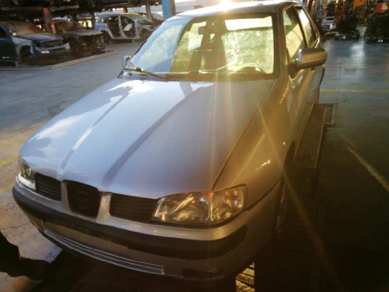 SEAT CORDOBA BERLINA (6K2)