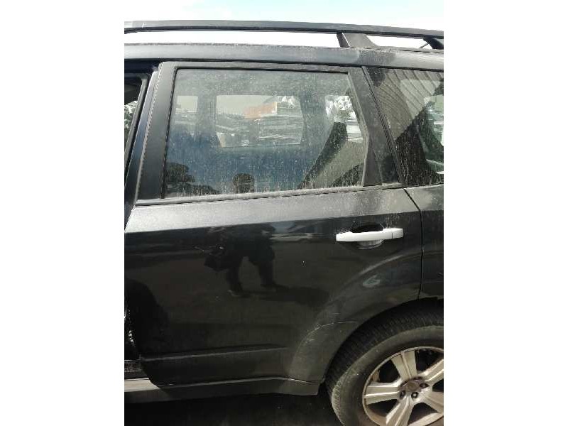 Recambio de puerta trasera izquierda para subaru forester s12 executive referencia OEM IAM   