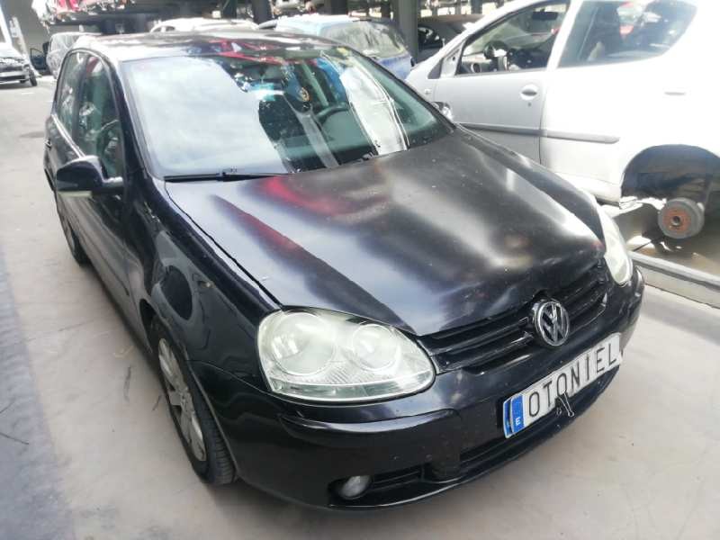 VOLKSWAGEN GOLF V BERLINA (1K1)