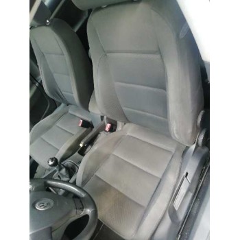 volkswagen golf v berlina (1k1) del año 2004