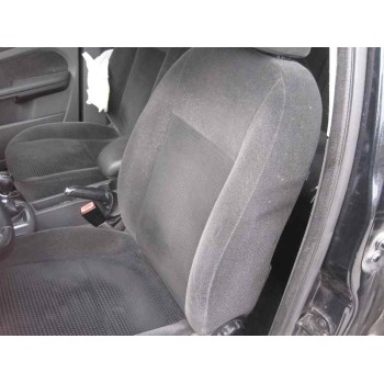 ford focus berlina (cap) del año 2006