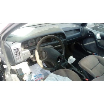 citroën xantia berlina del año 1996