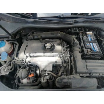 volkswagen golf v berlina (1k1) del año 2004