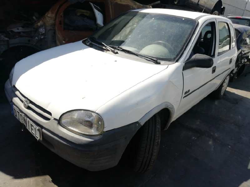 opel corsa b del año 1993
