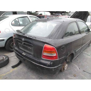 opel astra g berlina del año 2002