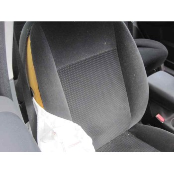 ford focus berlina (cap) del año 2006