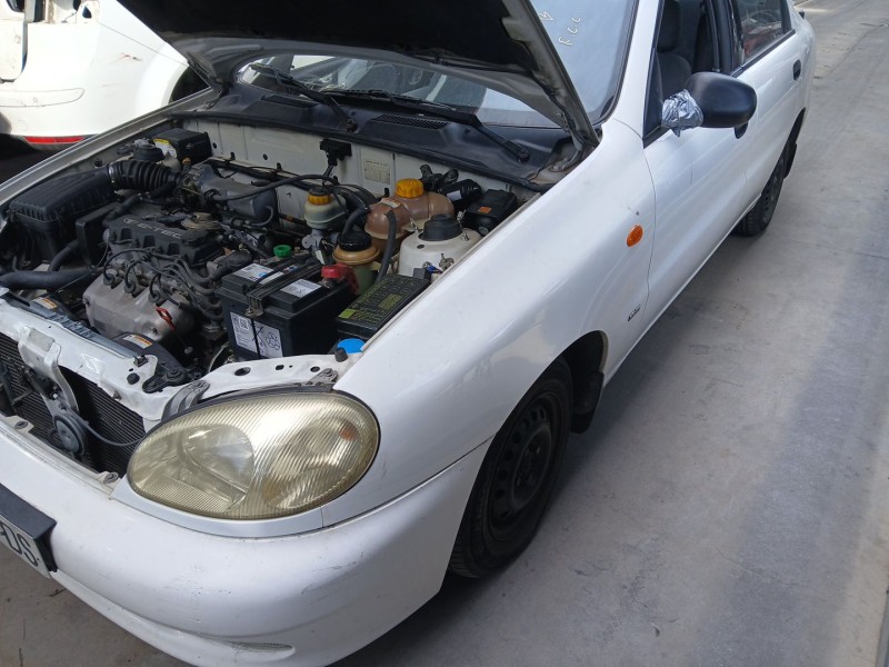 daewoo lanos sedán (klat) del año 1998